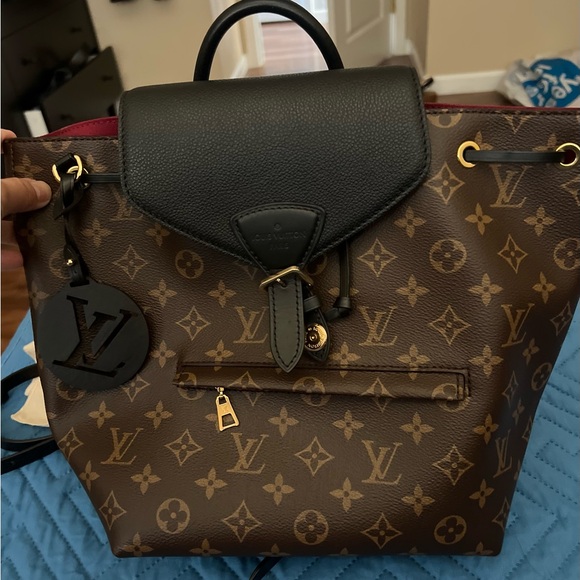 Louis Vuitton Monogram Montsouris PM Noir Backpack - Picture 4 of 4